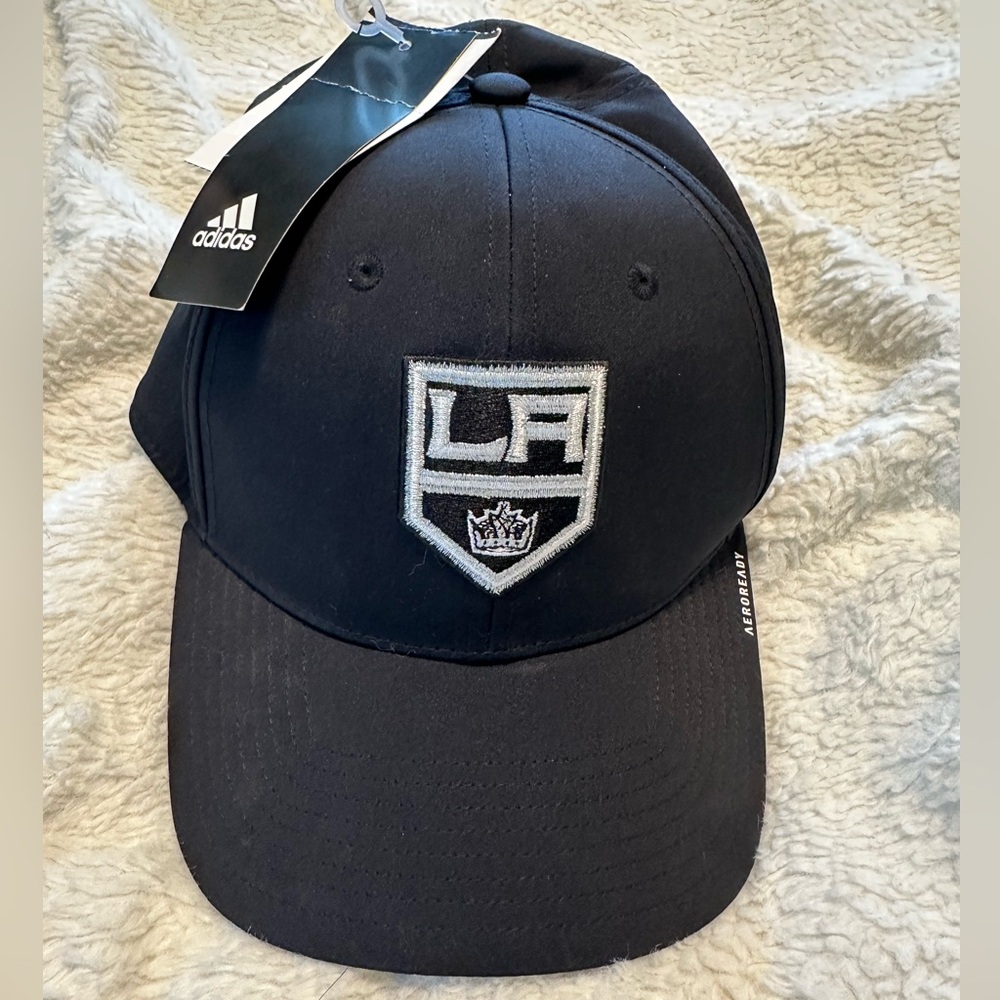 La kings adidas Black Flex Cap